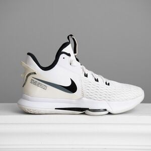 Nike‎ LeBron Witness 5 Basketball Court Sneakers Mens 11 White Black CQ9380-101